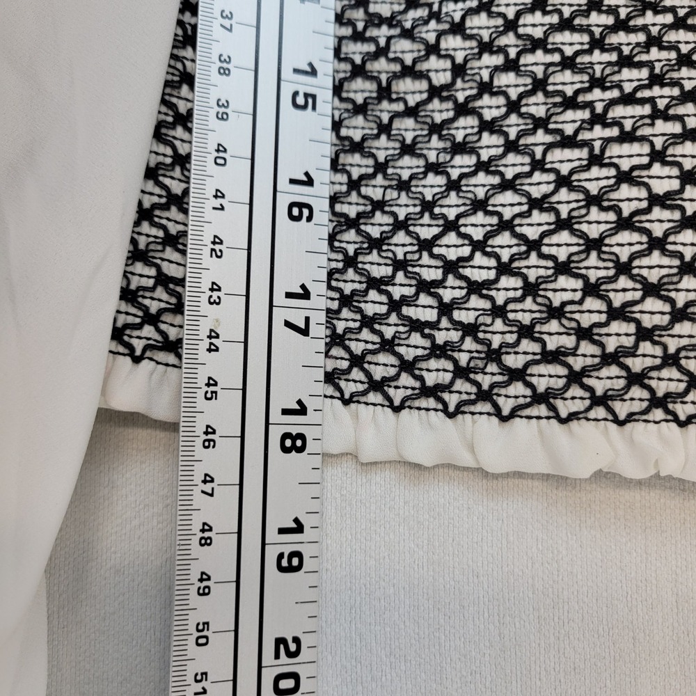 Alice + Olivia Blouse Womens XS White Black Smocked Bishop Sleeve Stitching - Picture 10 of 12